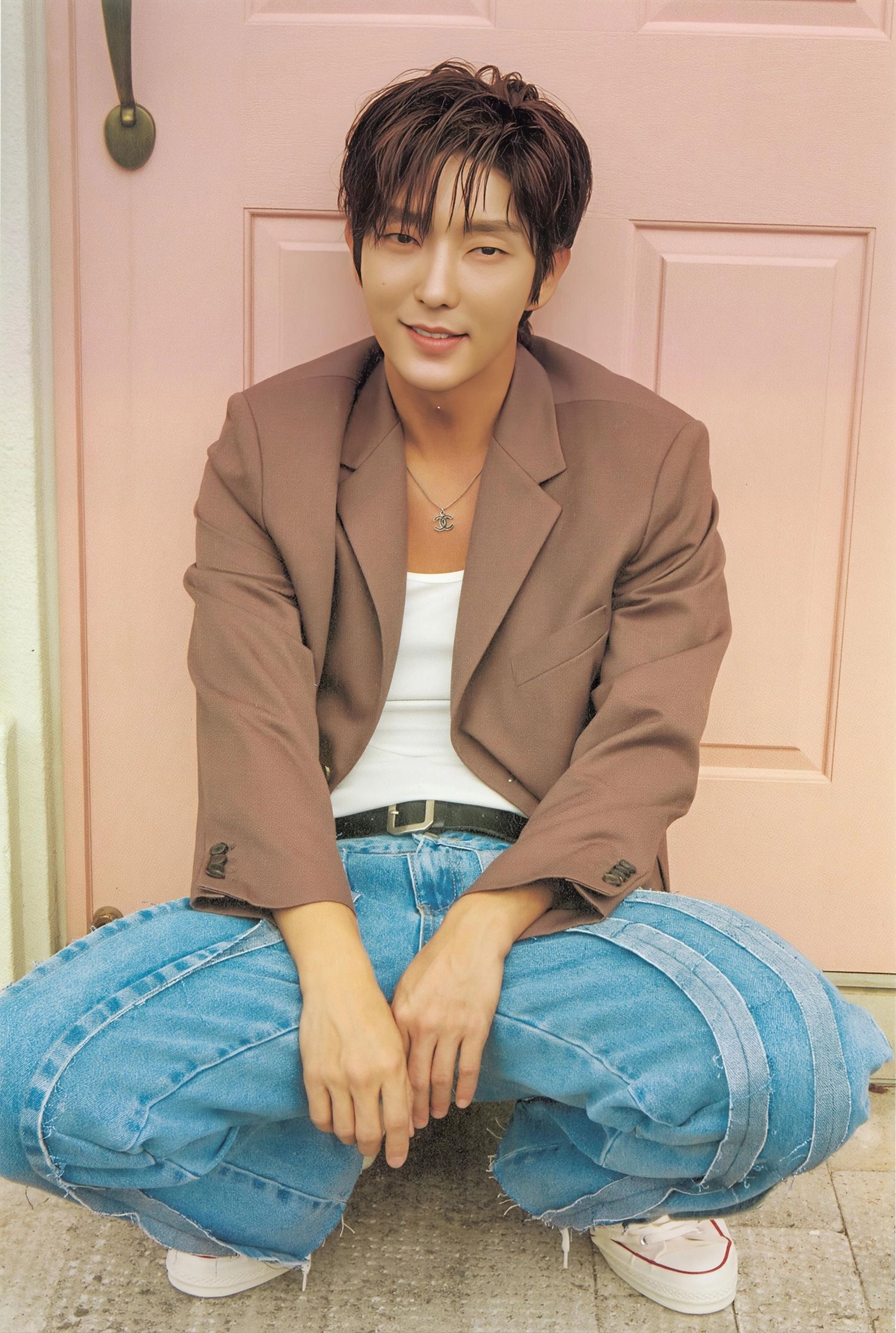 Recent activity shot of Lee Joongi