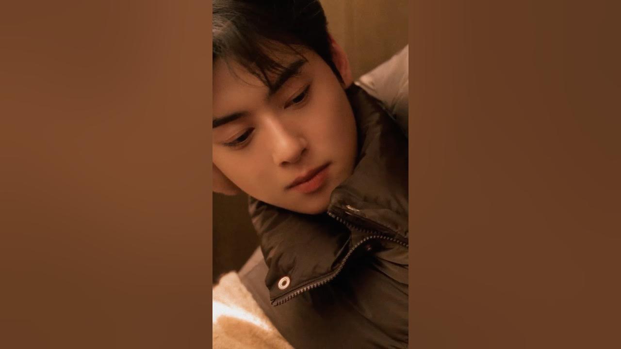 Recent activity shot of Cha Eunwoo