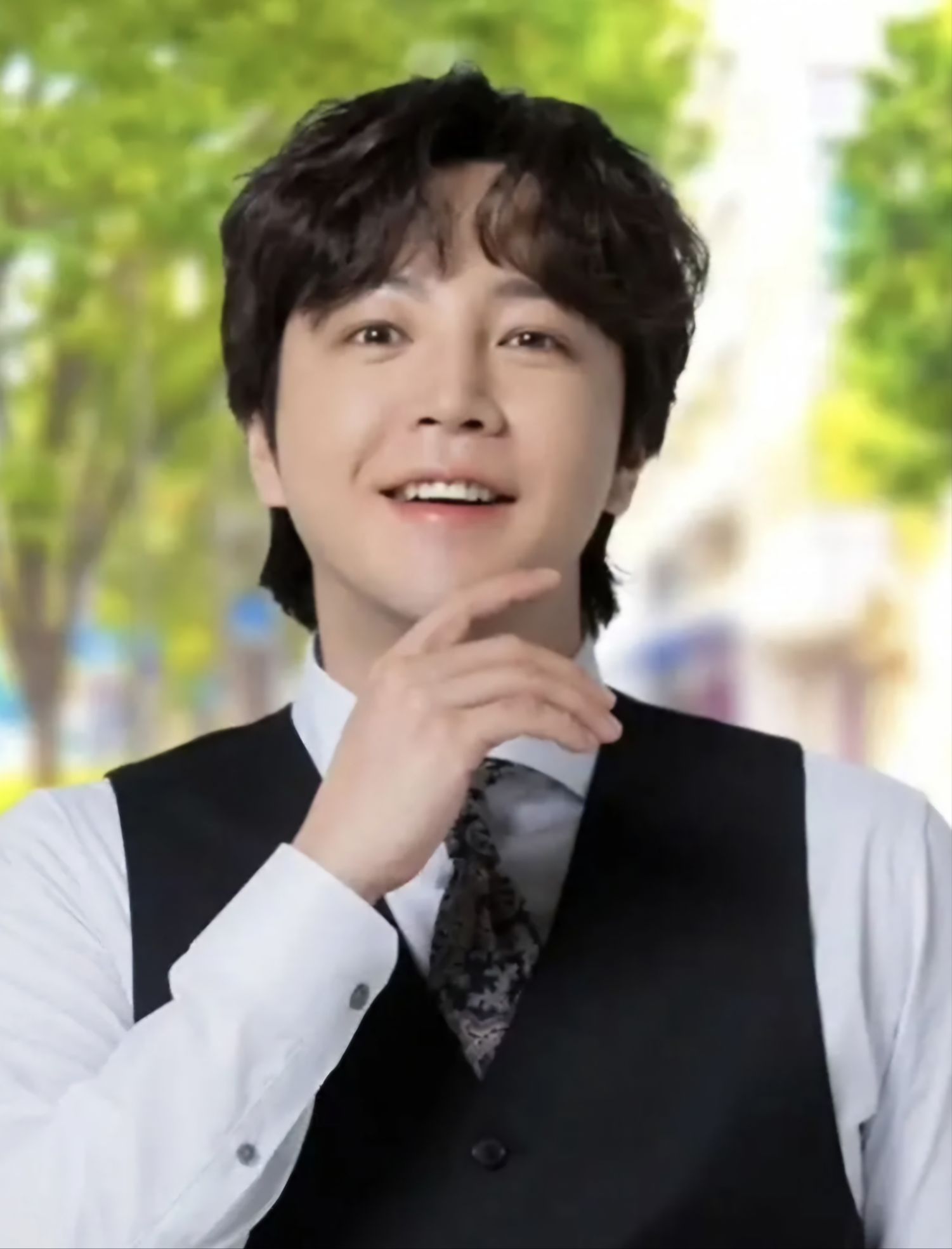 Recent activity shot of Jang Geunsuk