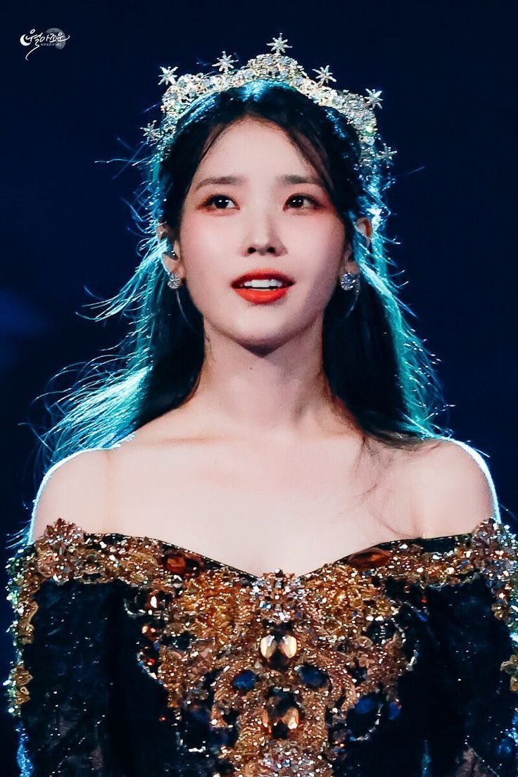 A moment captured by a fan of IU