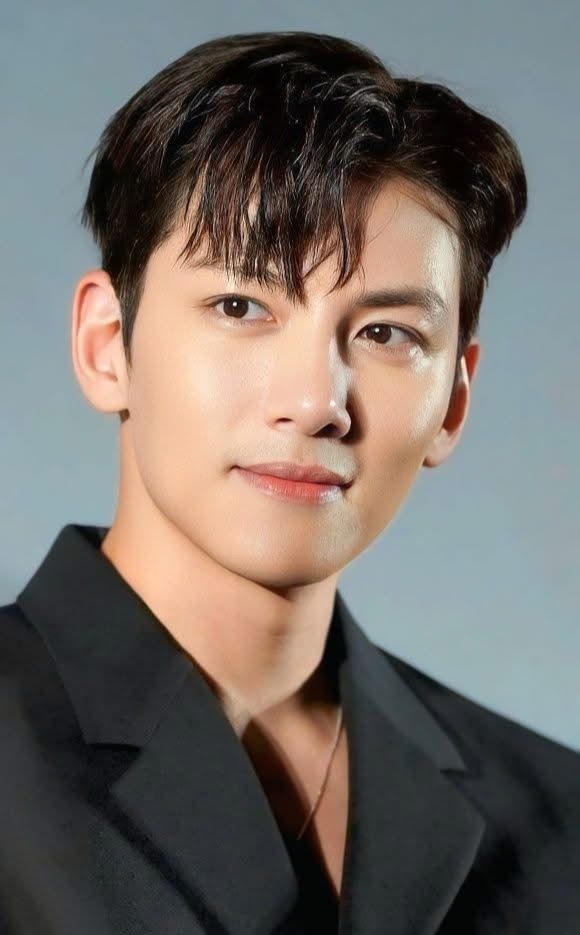 池昌旭的最新照片