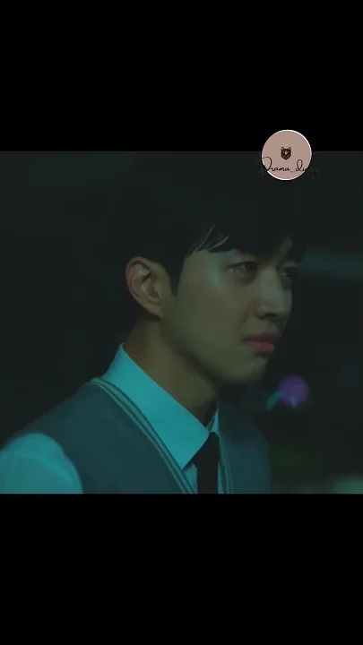 A moment captured by a fan of Kang Hoon