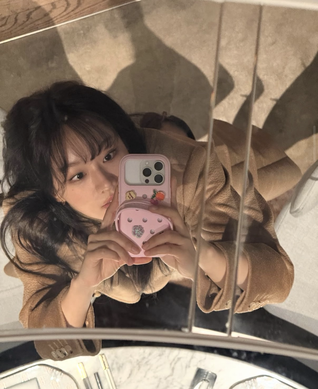 Behind-the-scenes cut of Hyeri