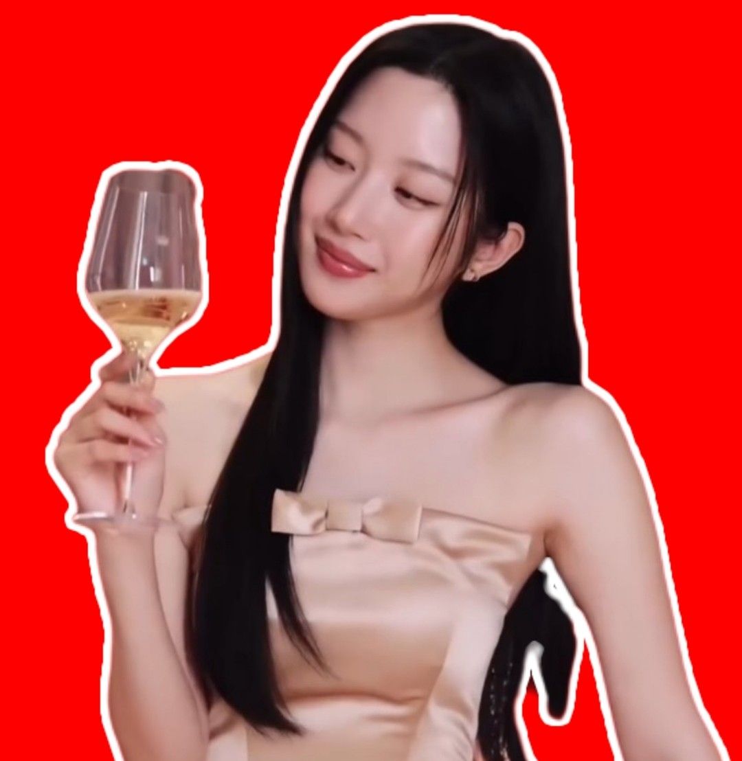 Recent activity shot of Mun Kayoung