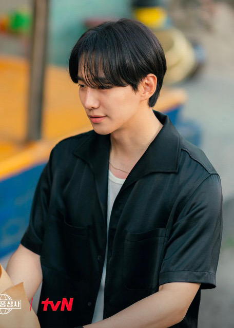 Foto kegiatan terbaru dari Lee Junho