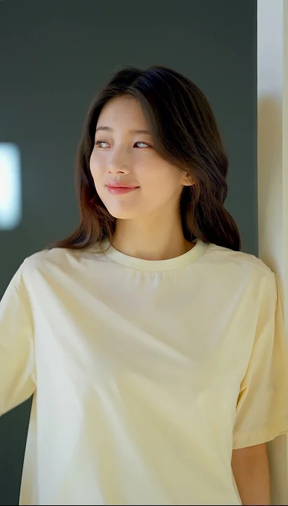 Wallpaper emosional yang dibagikan penggemar untuk Bae Suzy