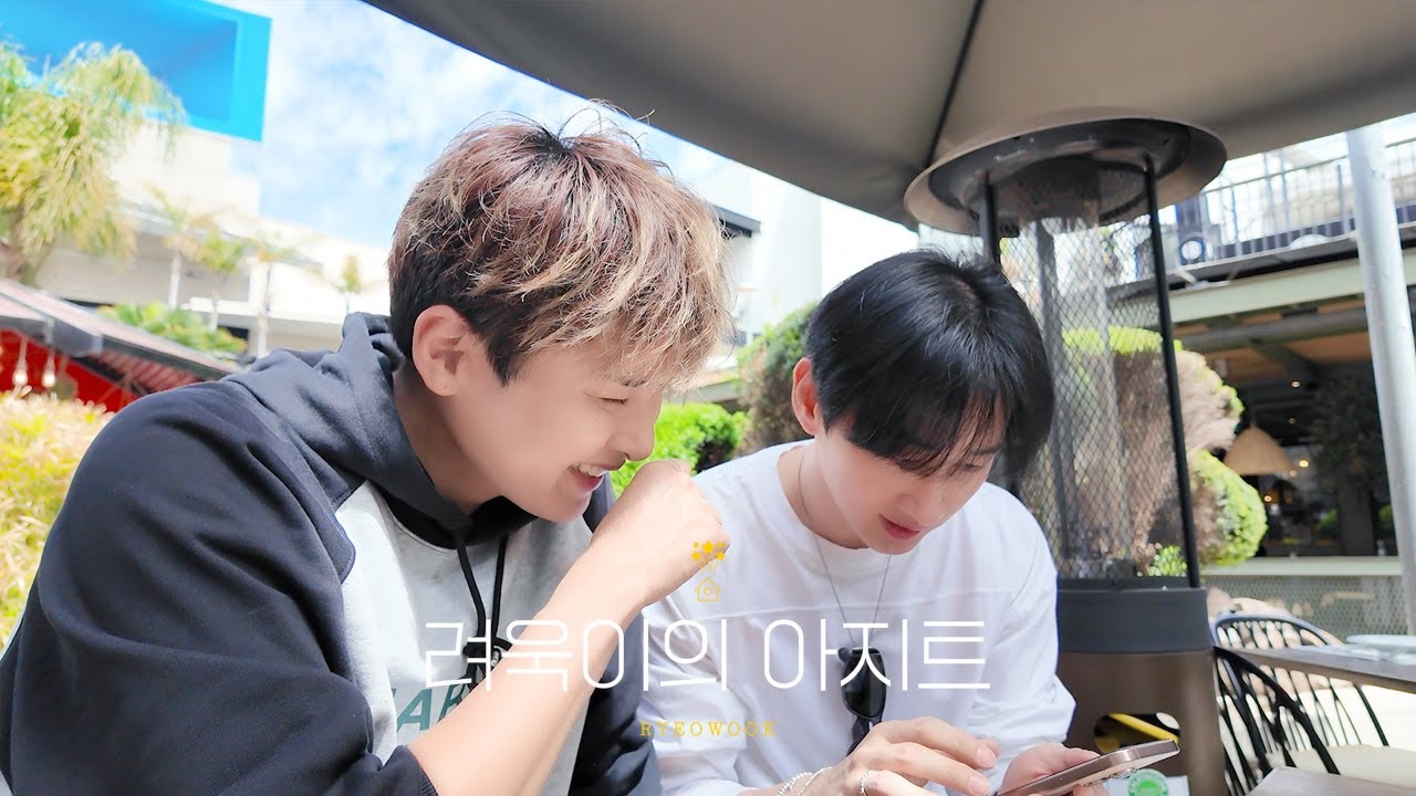 Recent activity shot of Choi Siwon