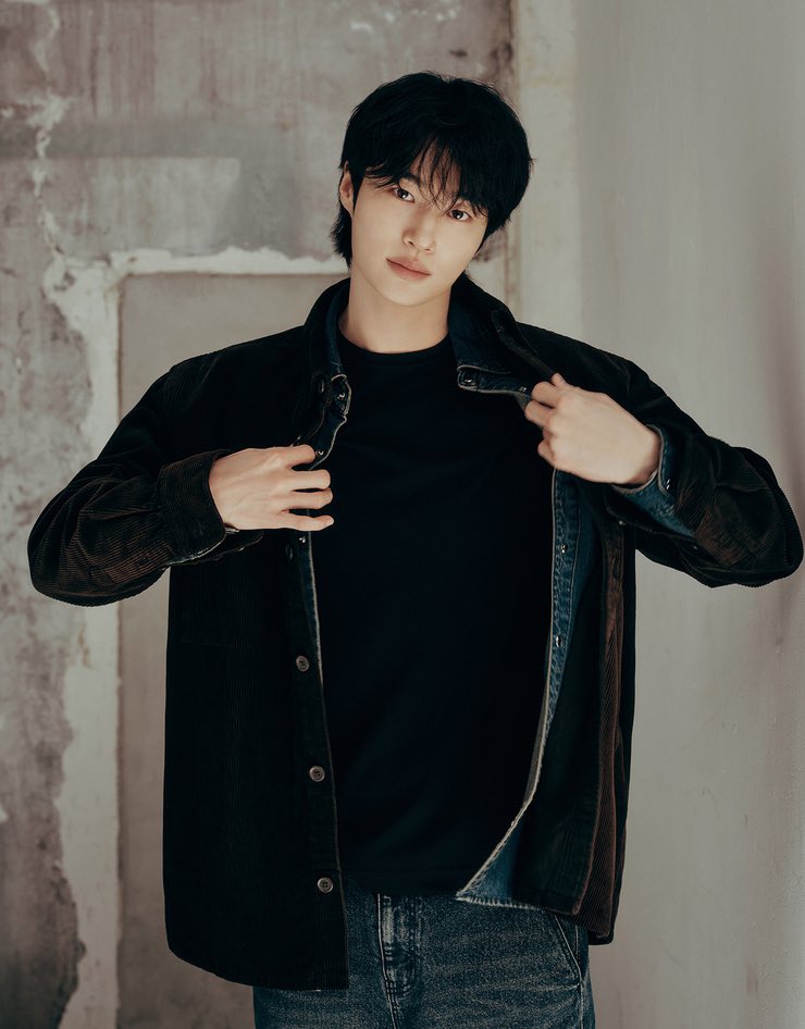 Latest photo of Byeon Wooseok