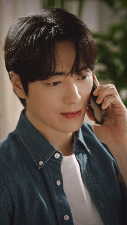 Behind-the-scenes cut of Lee Joonhyuk