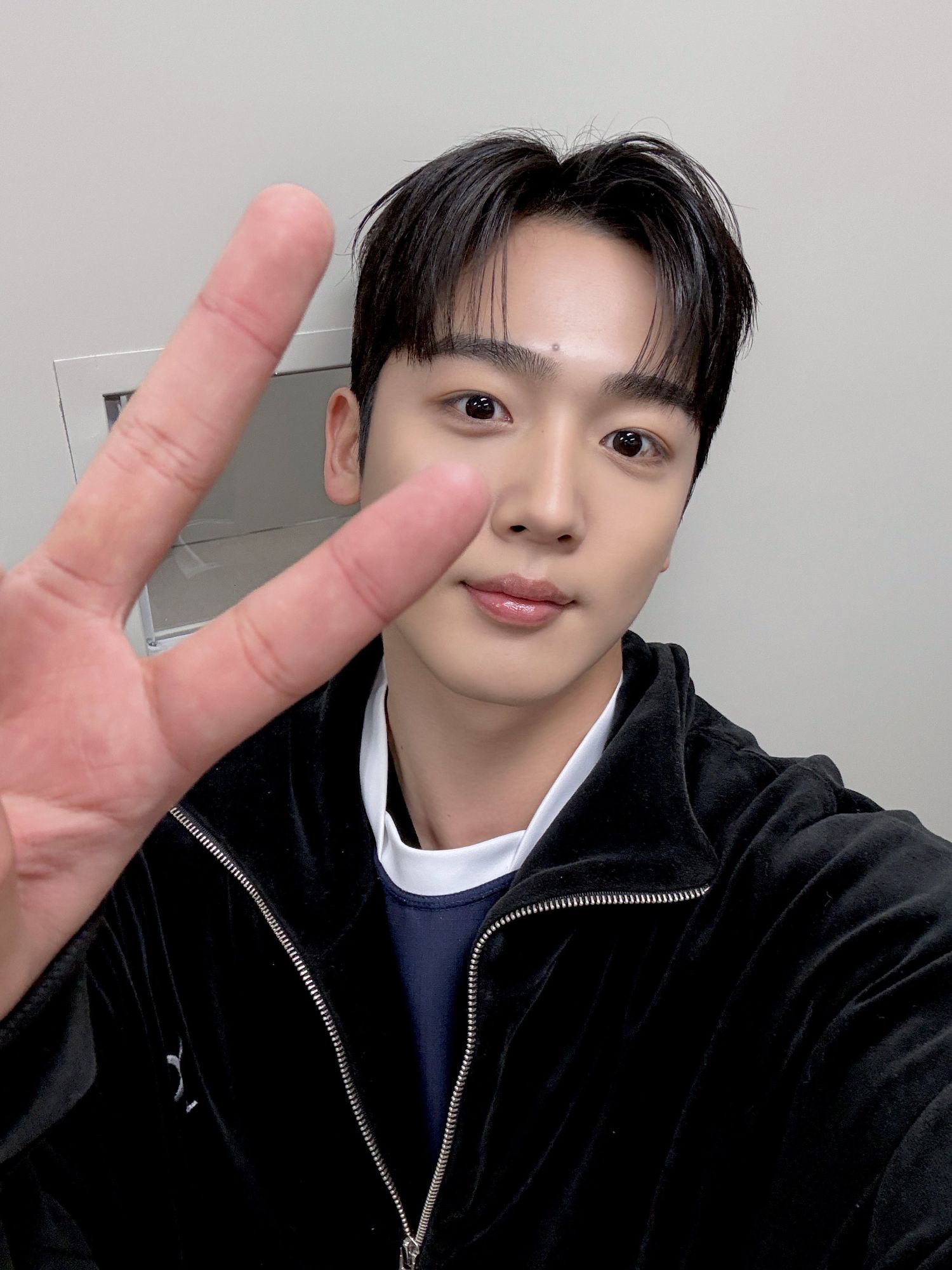 Recent activity shot of Kim Yohan