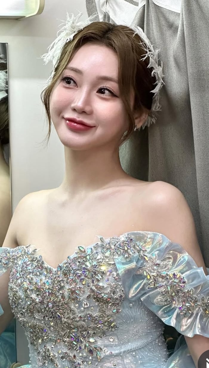 Today's popular wallpaper in Hong Jiyoon community