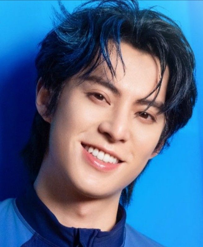 Latest photo of Dylan Wang