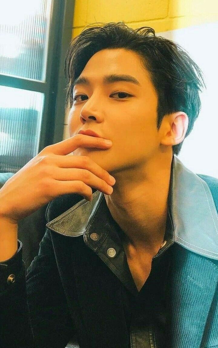 로운의 최신 사진