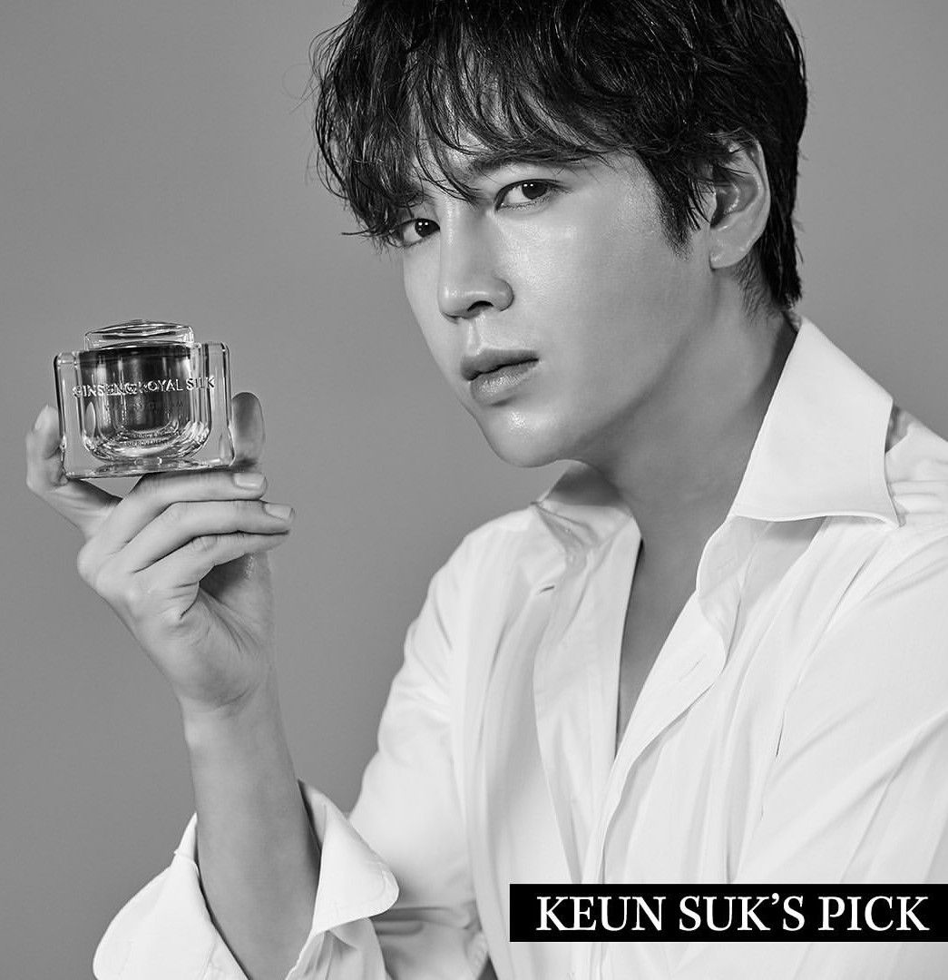 A moment captured by a fan of Jang Geunsuk