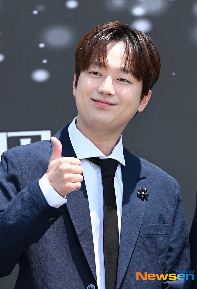 李燦元的最新照片