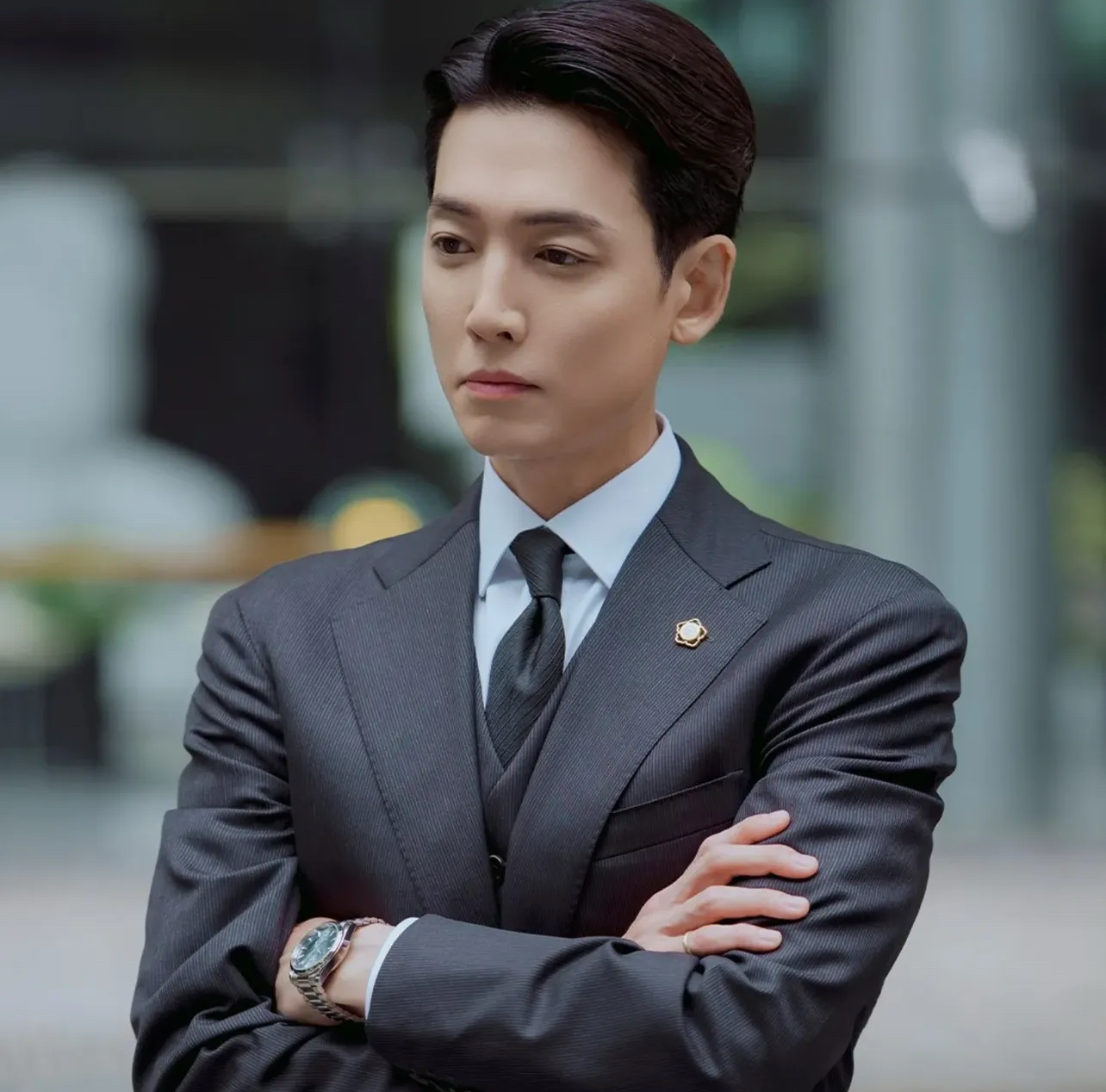 チョン・ギョンホの最近の活動ショット