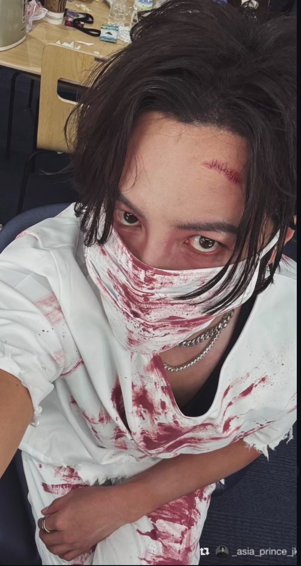 Emotional wallpaper shared by fans for Board