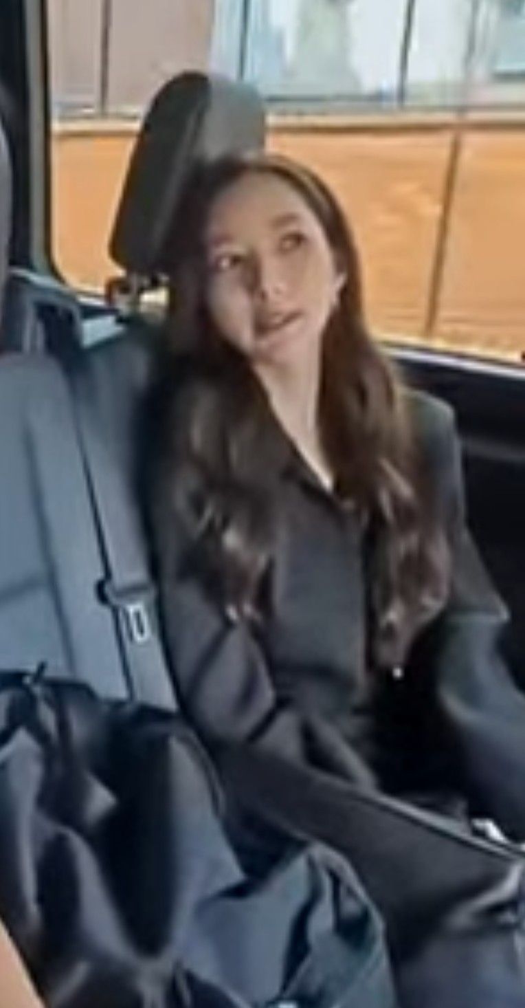 パク・ミニョンのビハインドカット