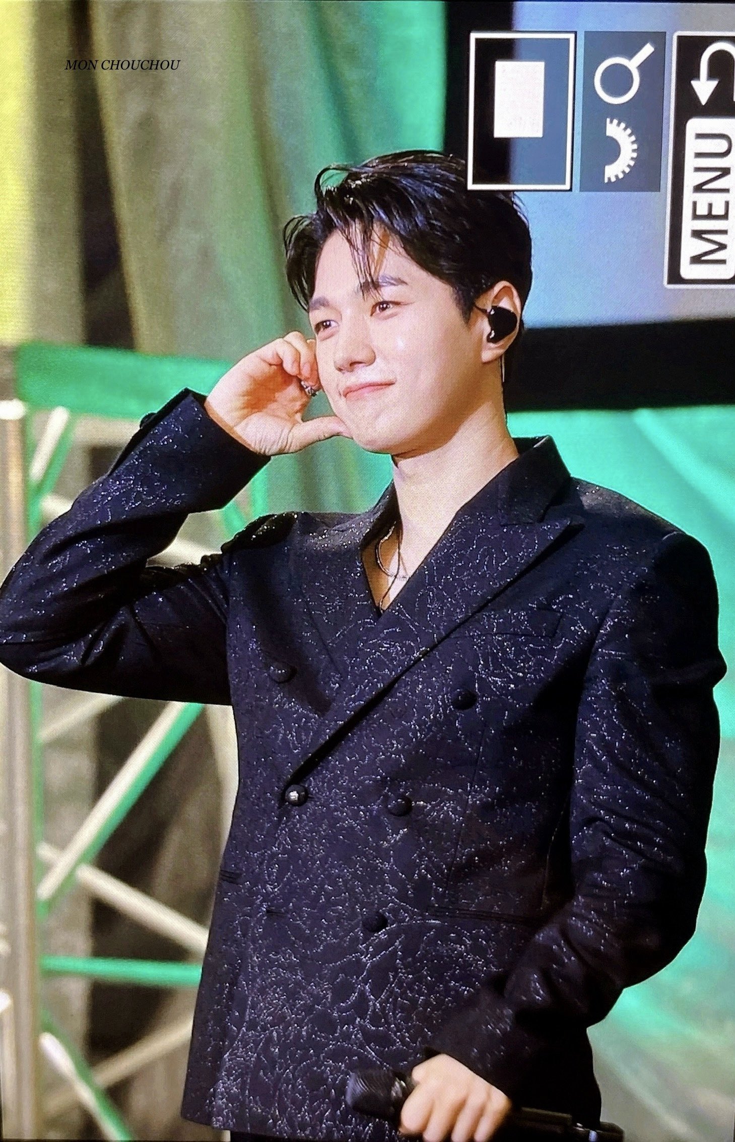 Latest photo of Kim Myungsoo (L)