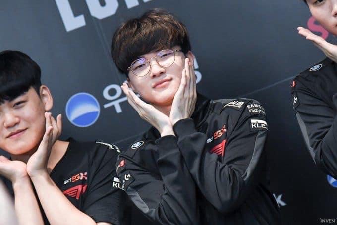 A moment captured by a fan of Faker