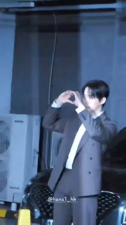 Cuplikan di balik layar dari Lee Junho