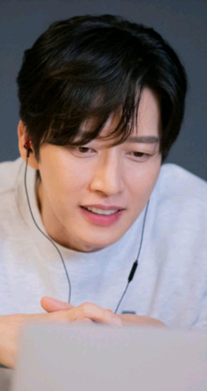 A moment captured by a fan of Park Haejin