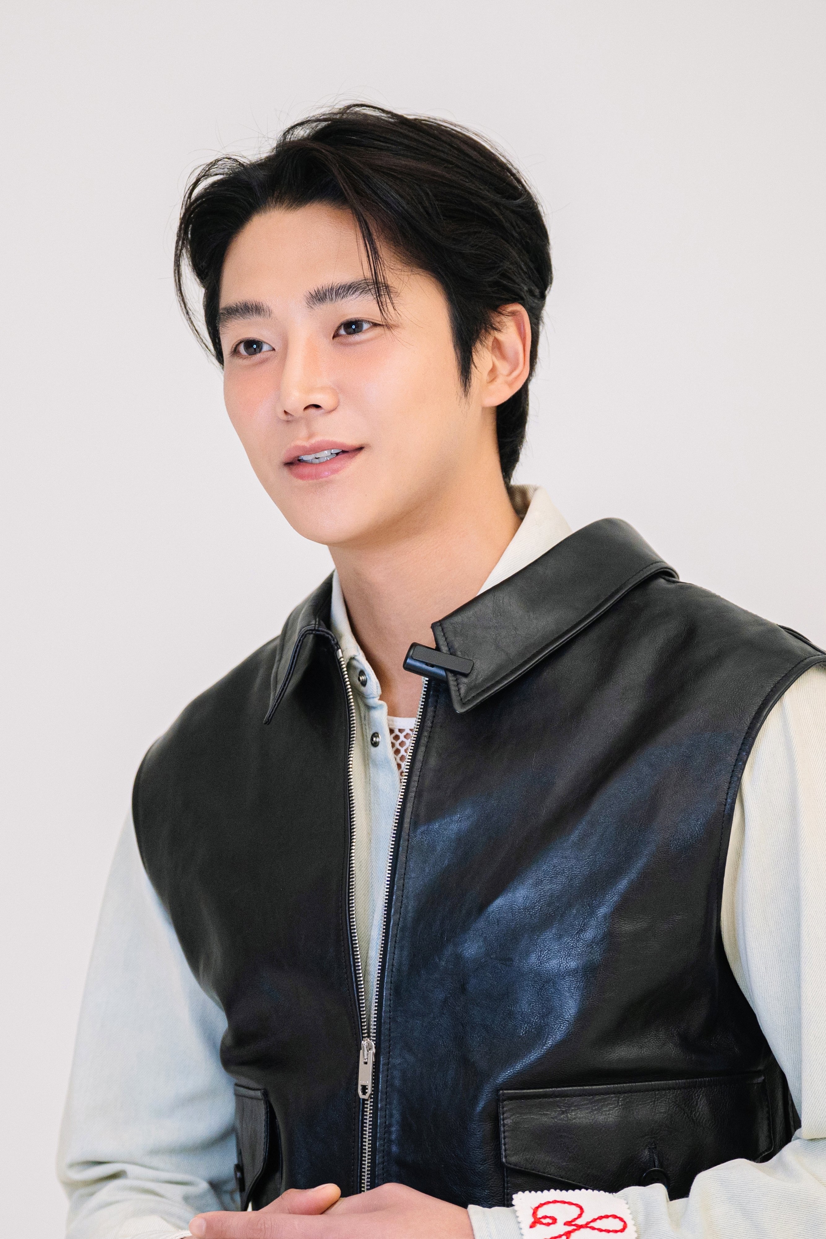 Foto terbaru dari Rowoon