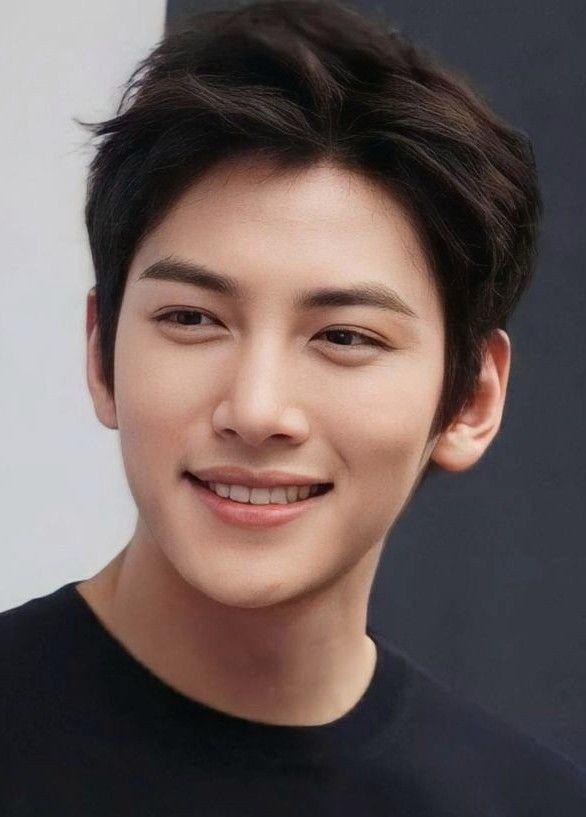 Behind-the-scenes cut of Ji Changwook