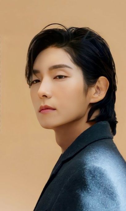 A moment captured by a fan of Lee Joongi