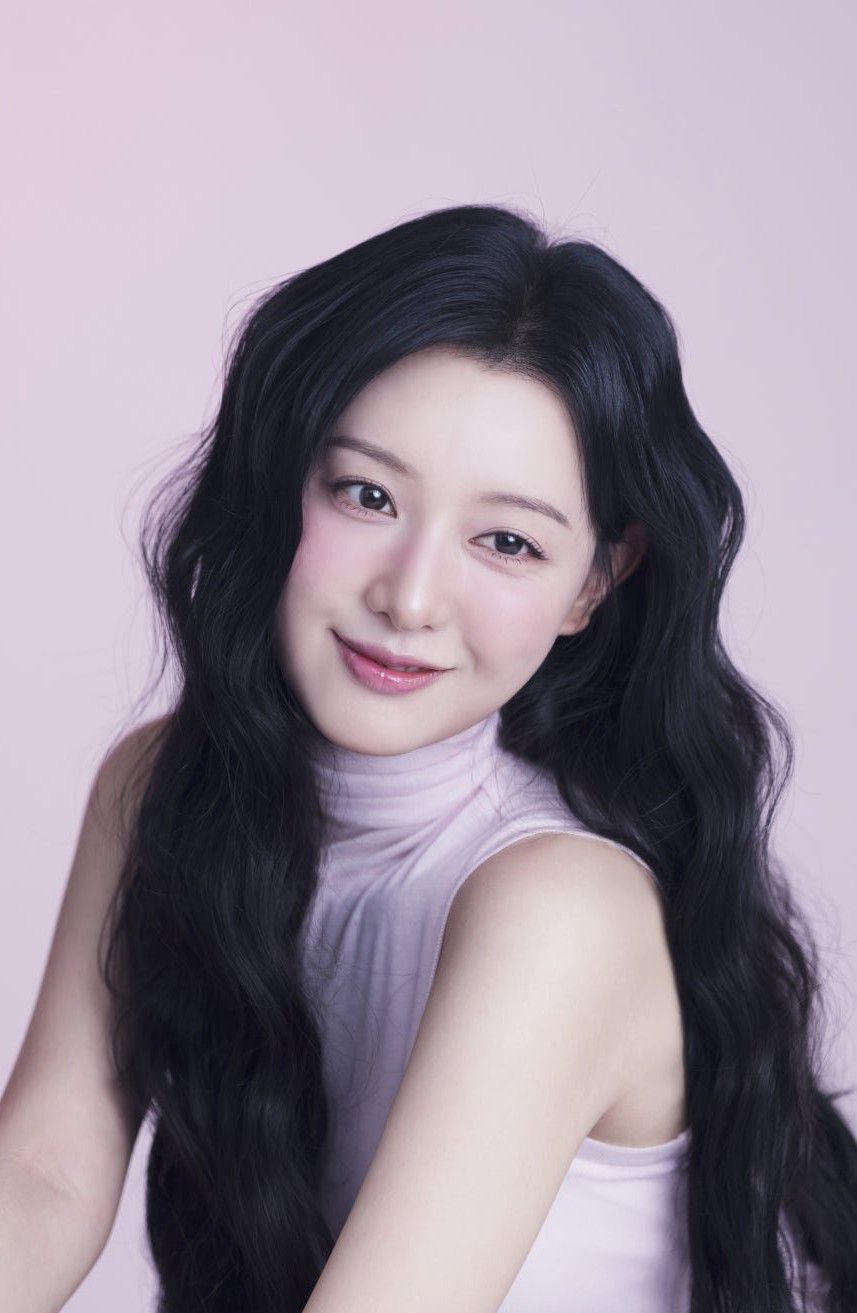 A moment captured by a fan of Kim Jiwon