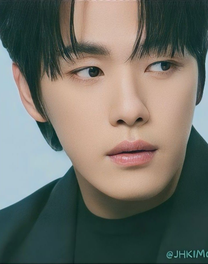 A moment captured by a fan of Kim Junghyun