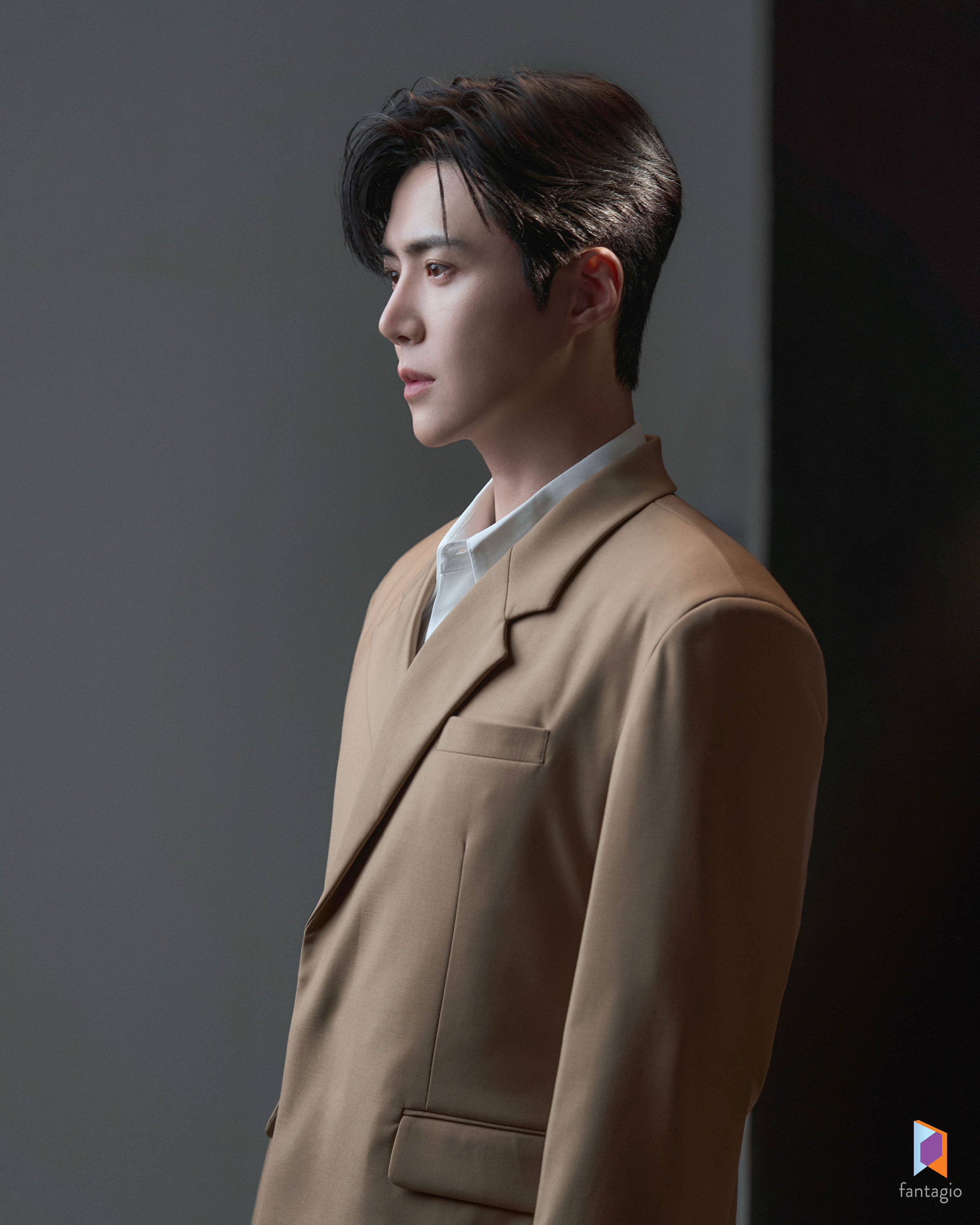 粉丝拍下的金宣虎瞬间