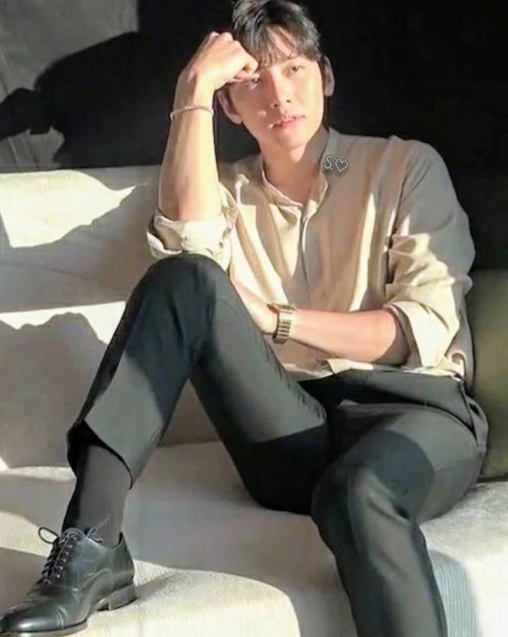 A moment captured by a fan of Ji Changwook