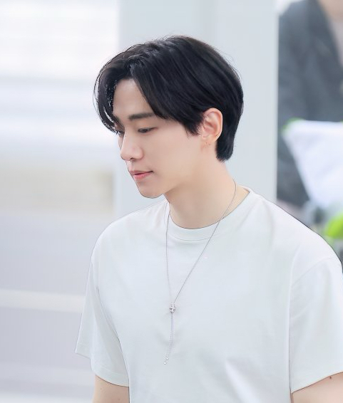 이준호의 비하인드 컷