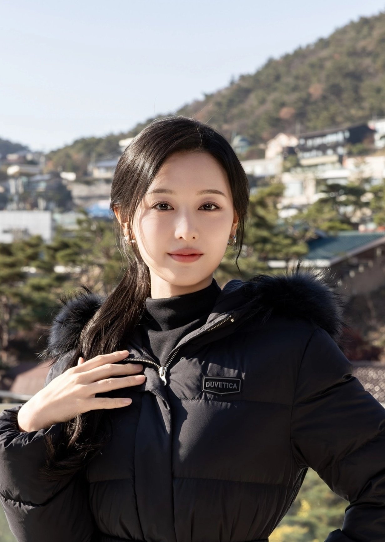 Recent activity shot of Kim Jiwon