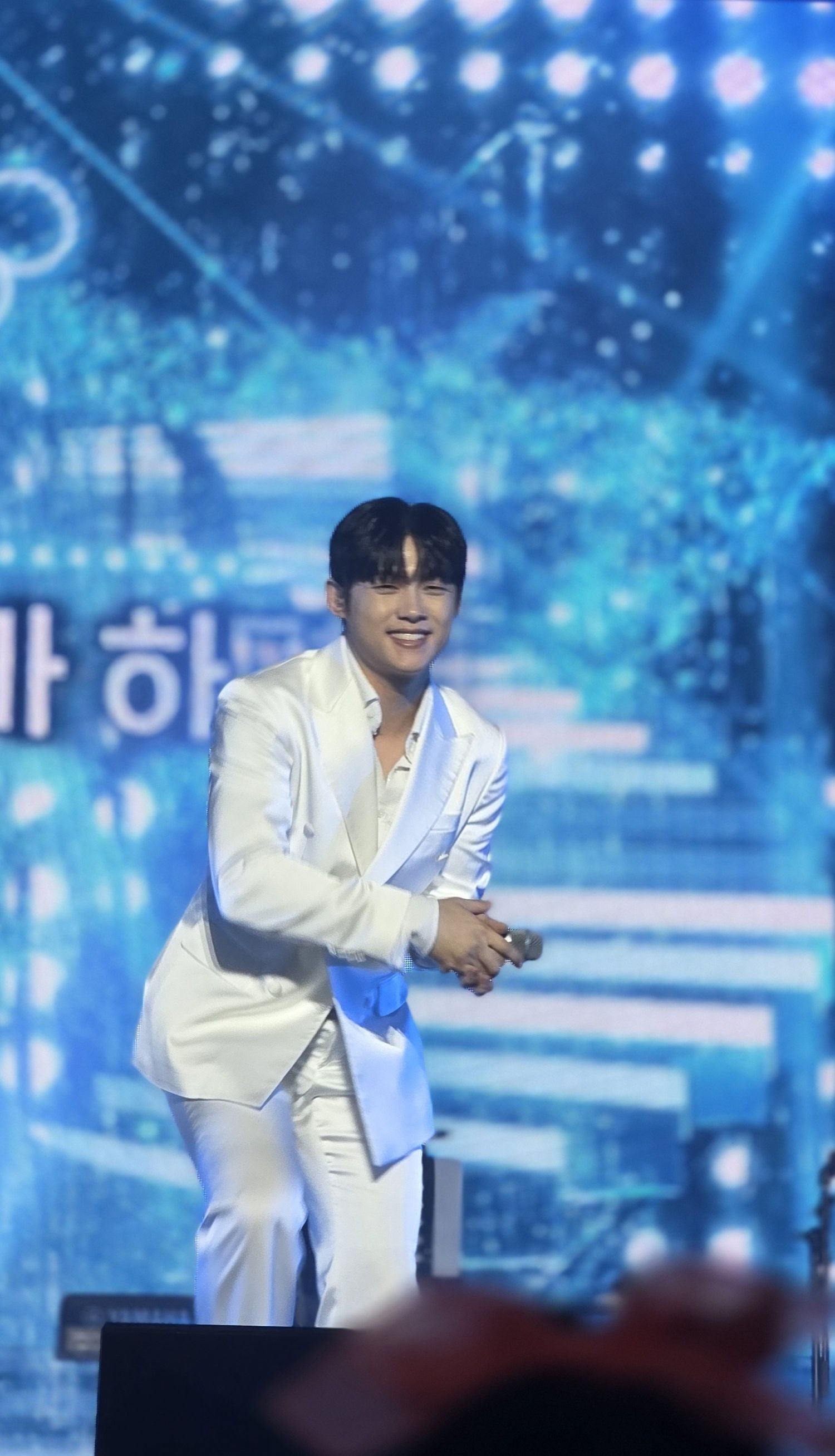 Choi Jaemyeong background image recommended by Choeaedol Celeb fandom