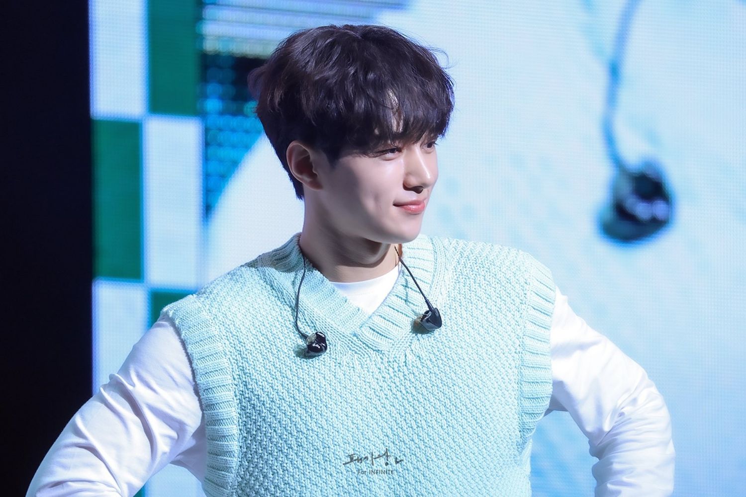 Latest photo of Kim Myungsoo (L)