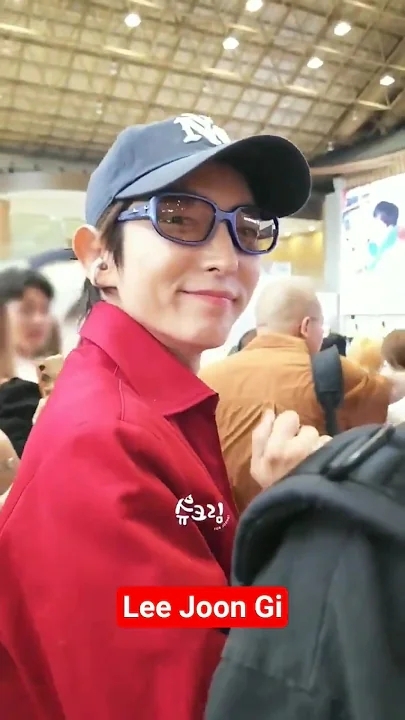 Latest photo of Lee Joongi