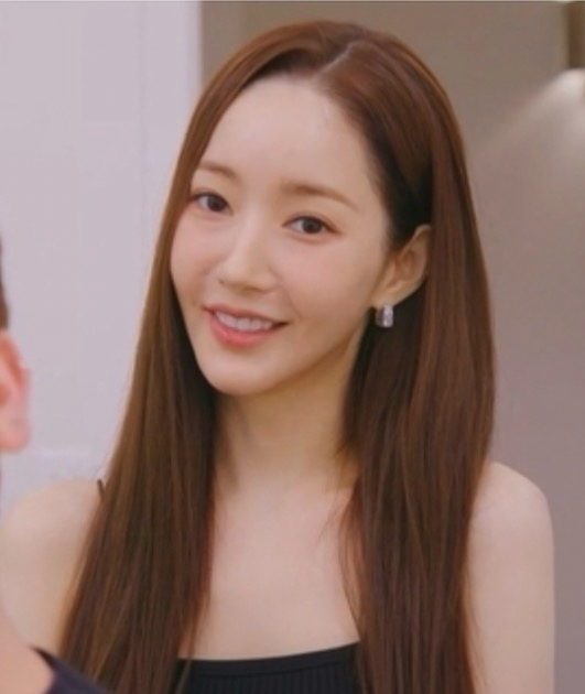 朴敏英的近期活動照