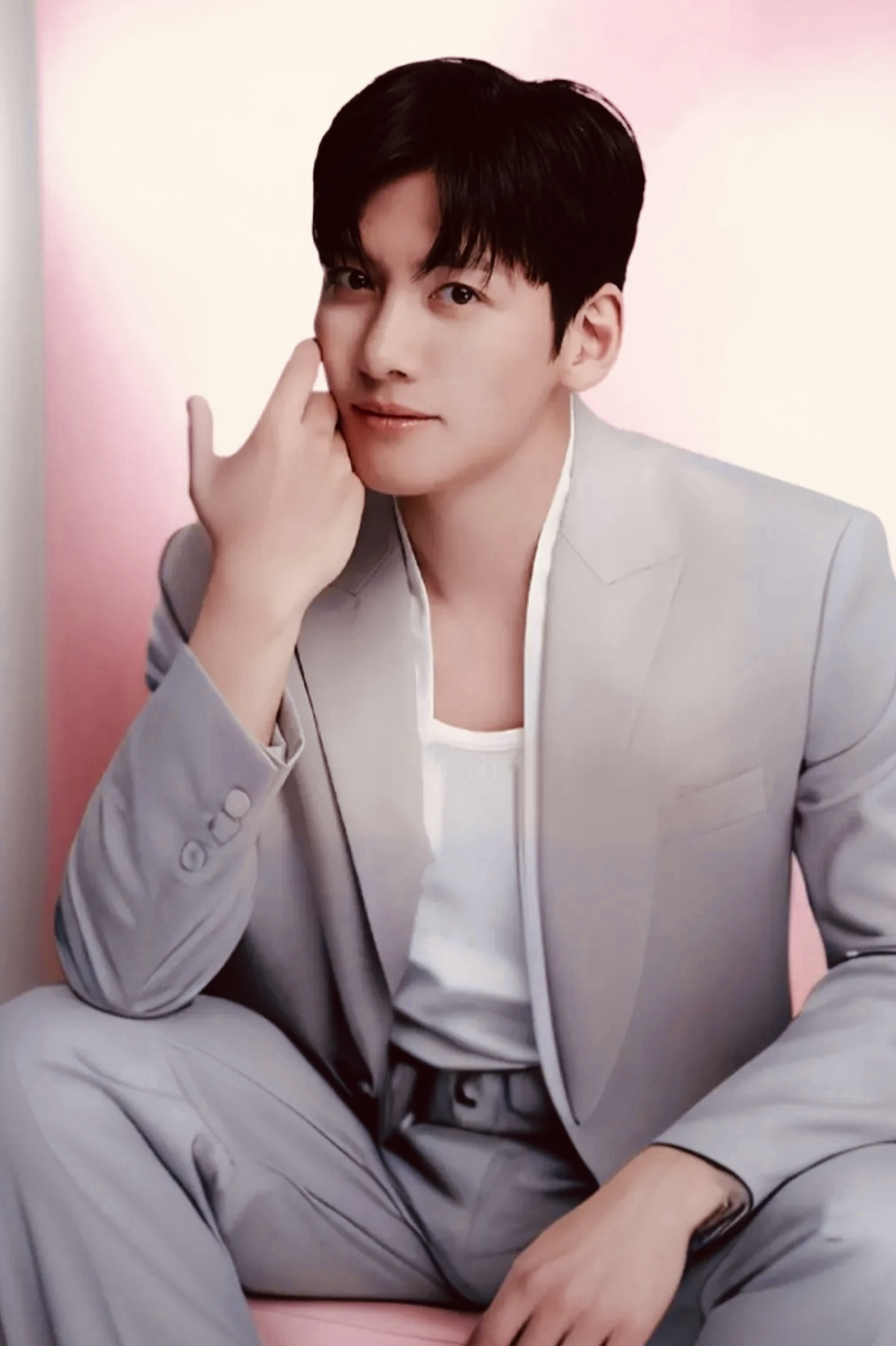 粉絲拍下的池昌旭瞬間