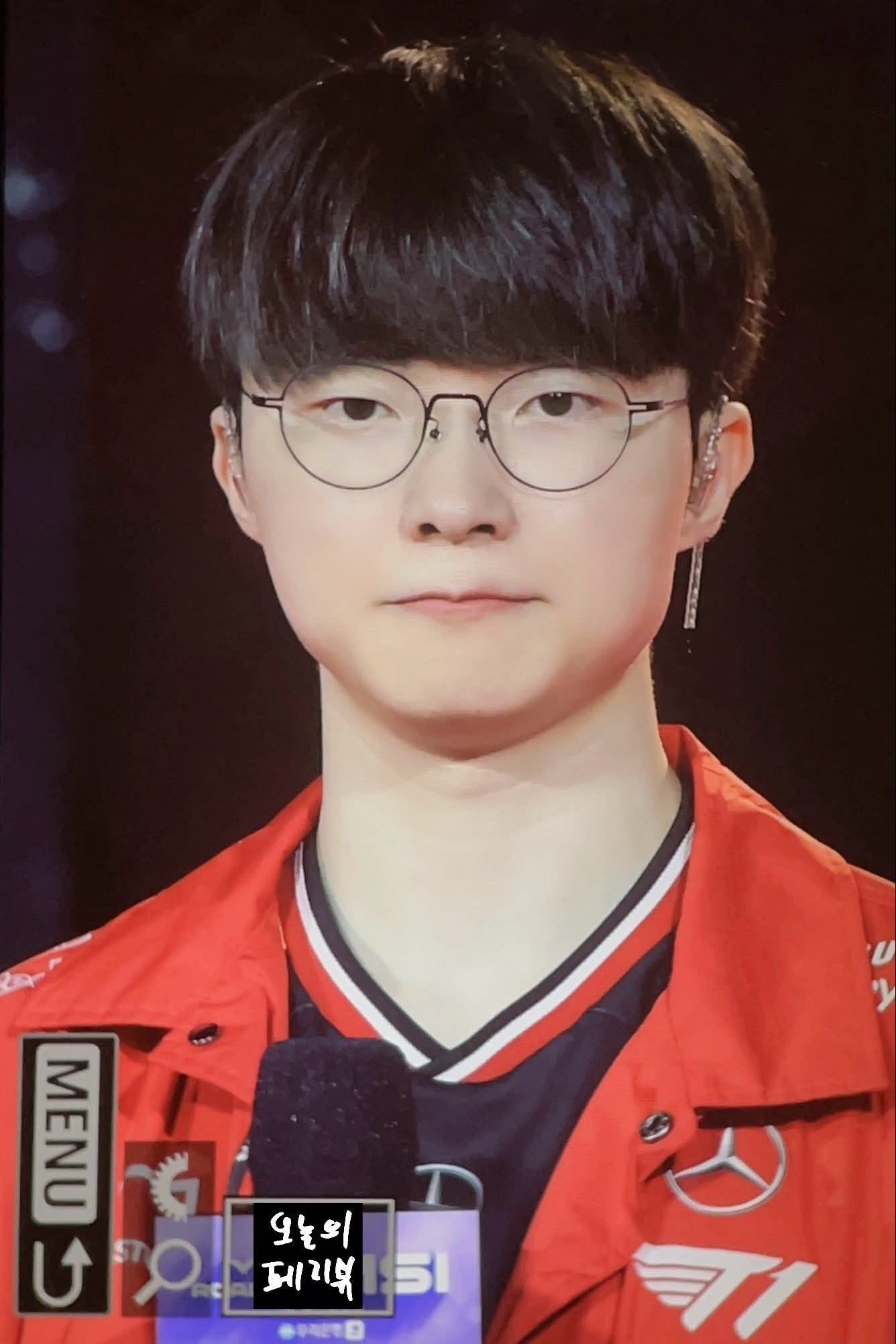 A moment captured by a fan of Faker