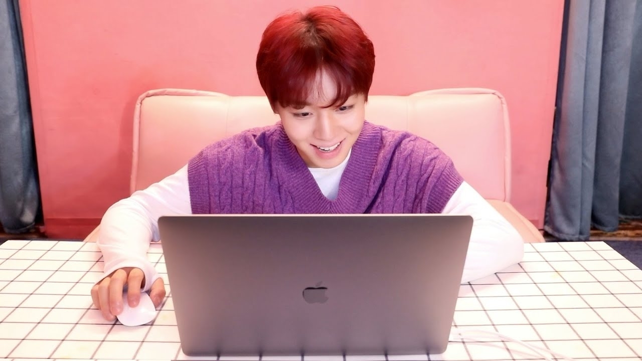 Recent activity shot of Park Jihoon