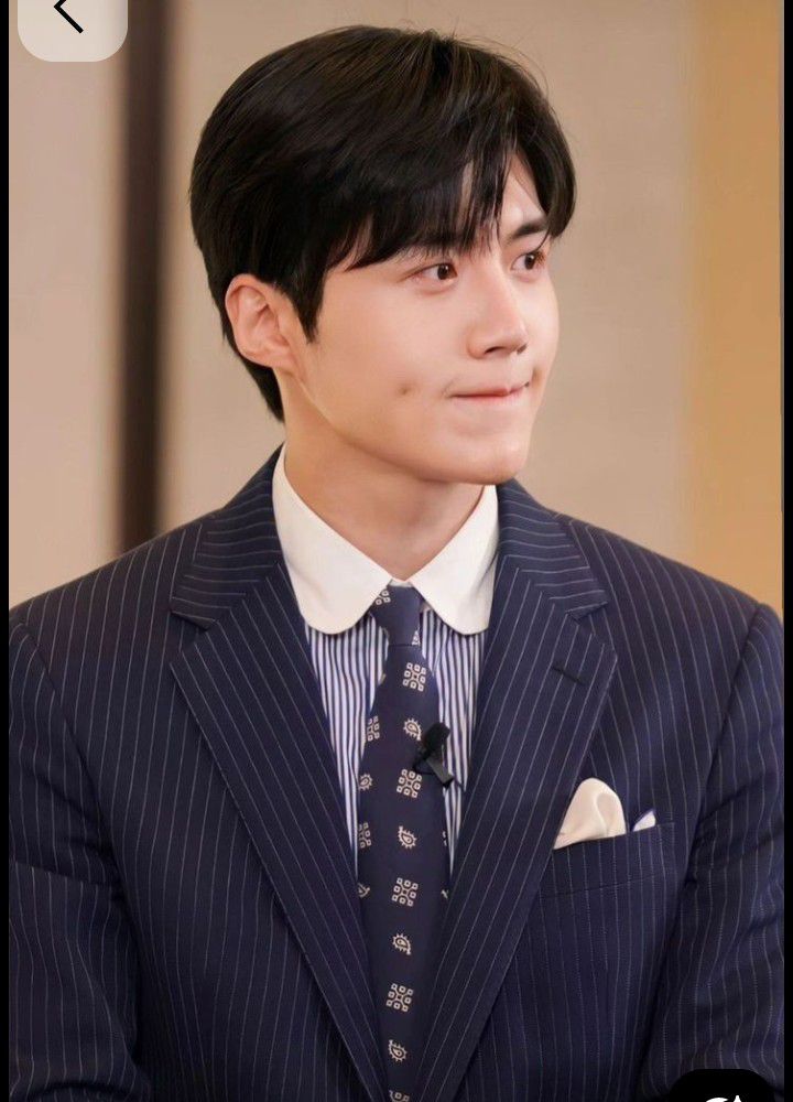 Recent activity shot of Kim Seonho