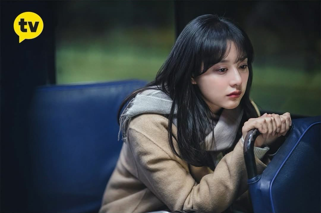 A moment captured by a fan of Kim Jiwon