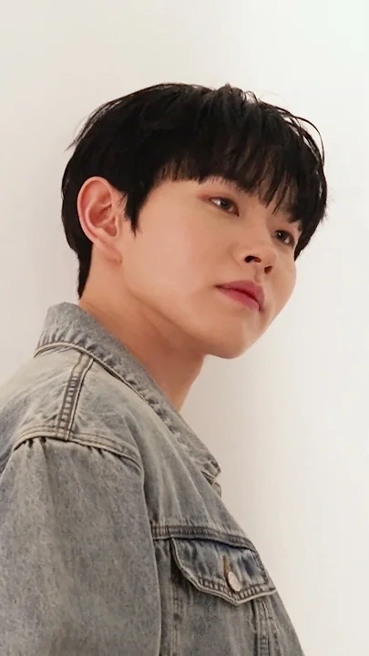 Latest photo of Lee Byeongchan