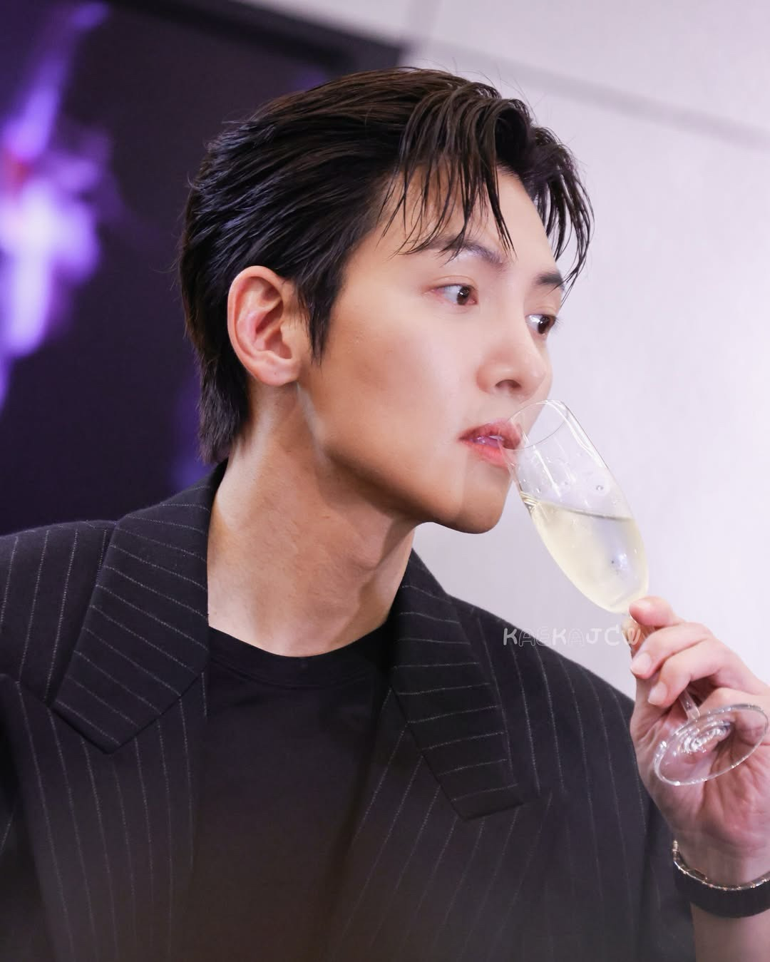 A moment captured by a fan of Ji Changwook