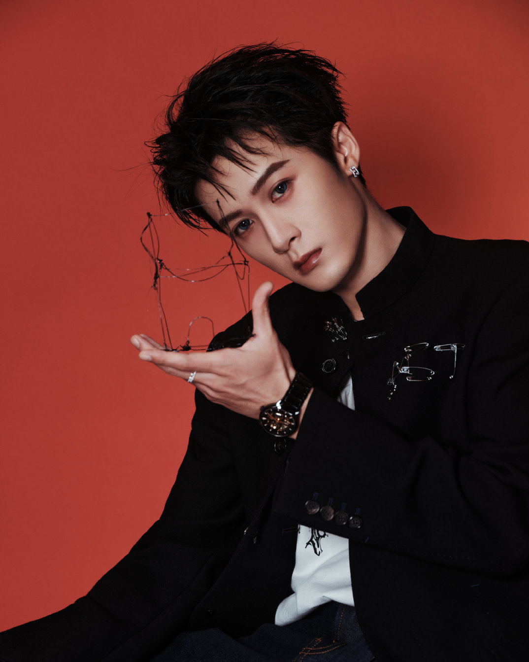 Behind-the-scenes cut of Tan Jianci