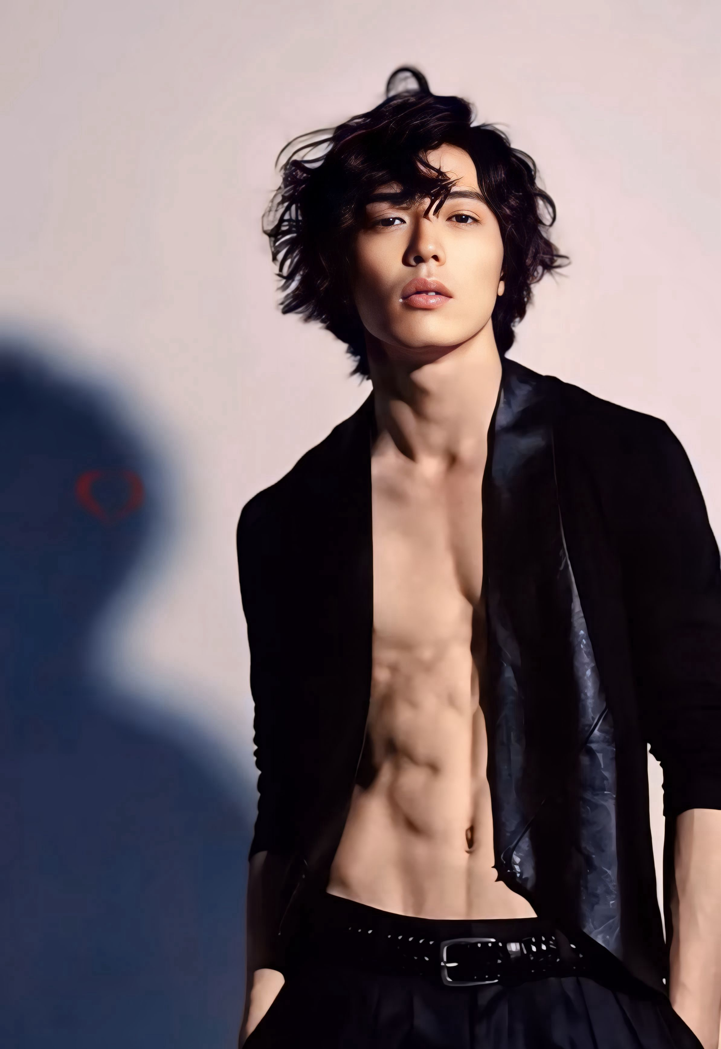 粉絲拍下的金材昱瞬間