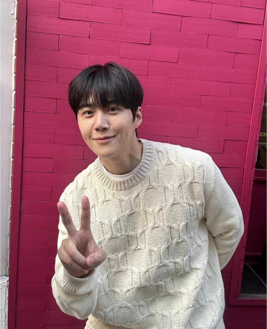 A moment captured by a fan of Kim Seonho