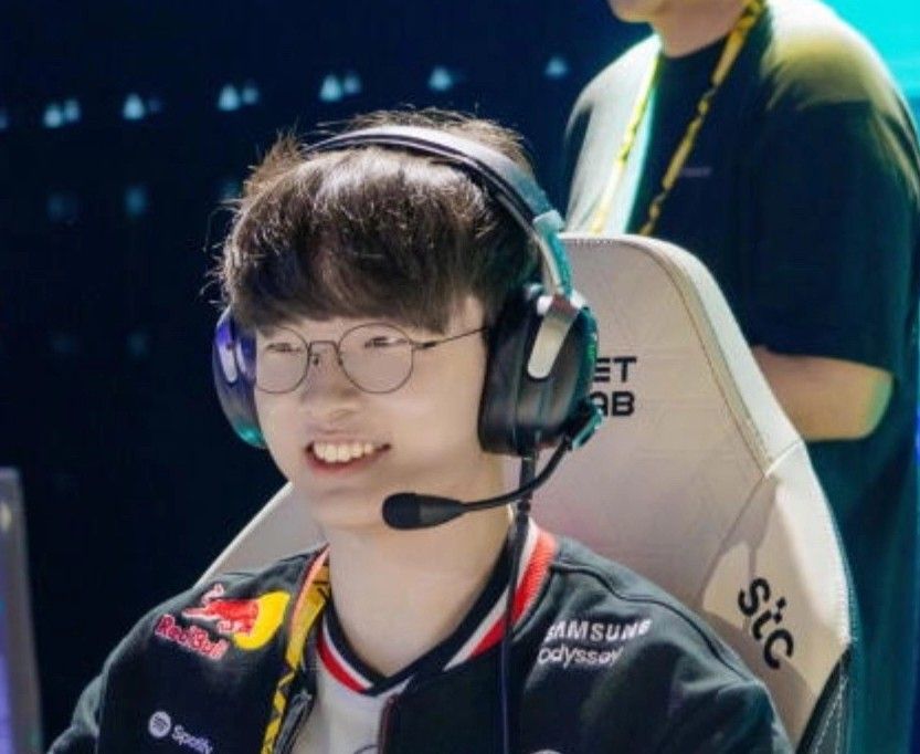 Behind-the-scenes cut of Faker